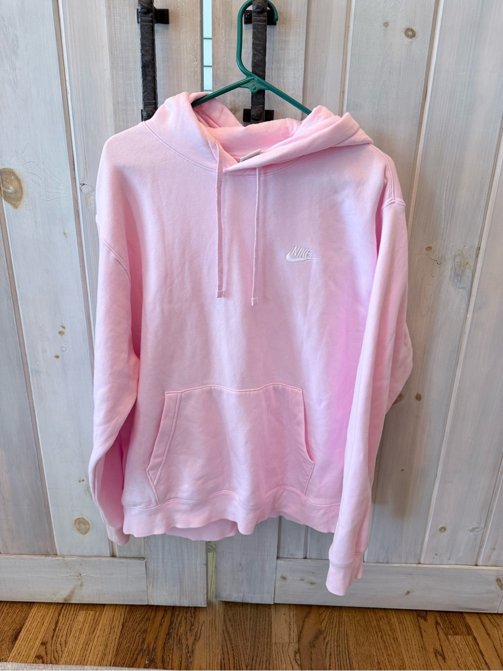 Nike Men’s Light Pink Club Fleece Pullover Hoodie 💗